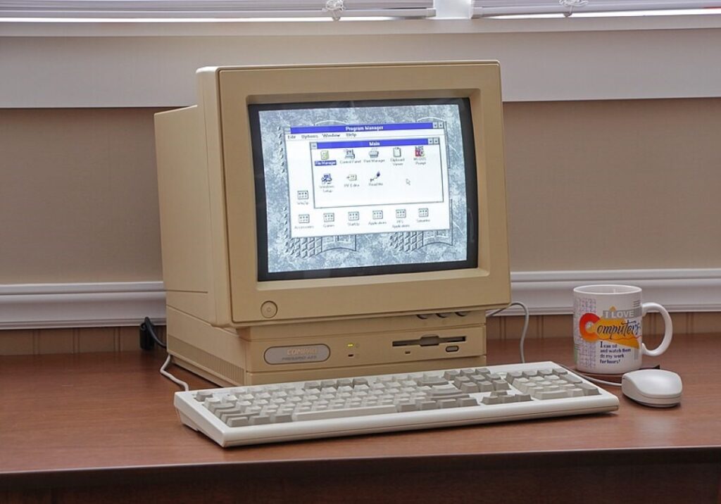 1990s-compaq-computer-1024x716-1 1990s Compaq Computer