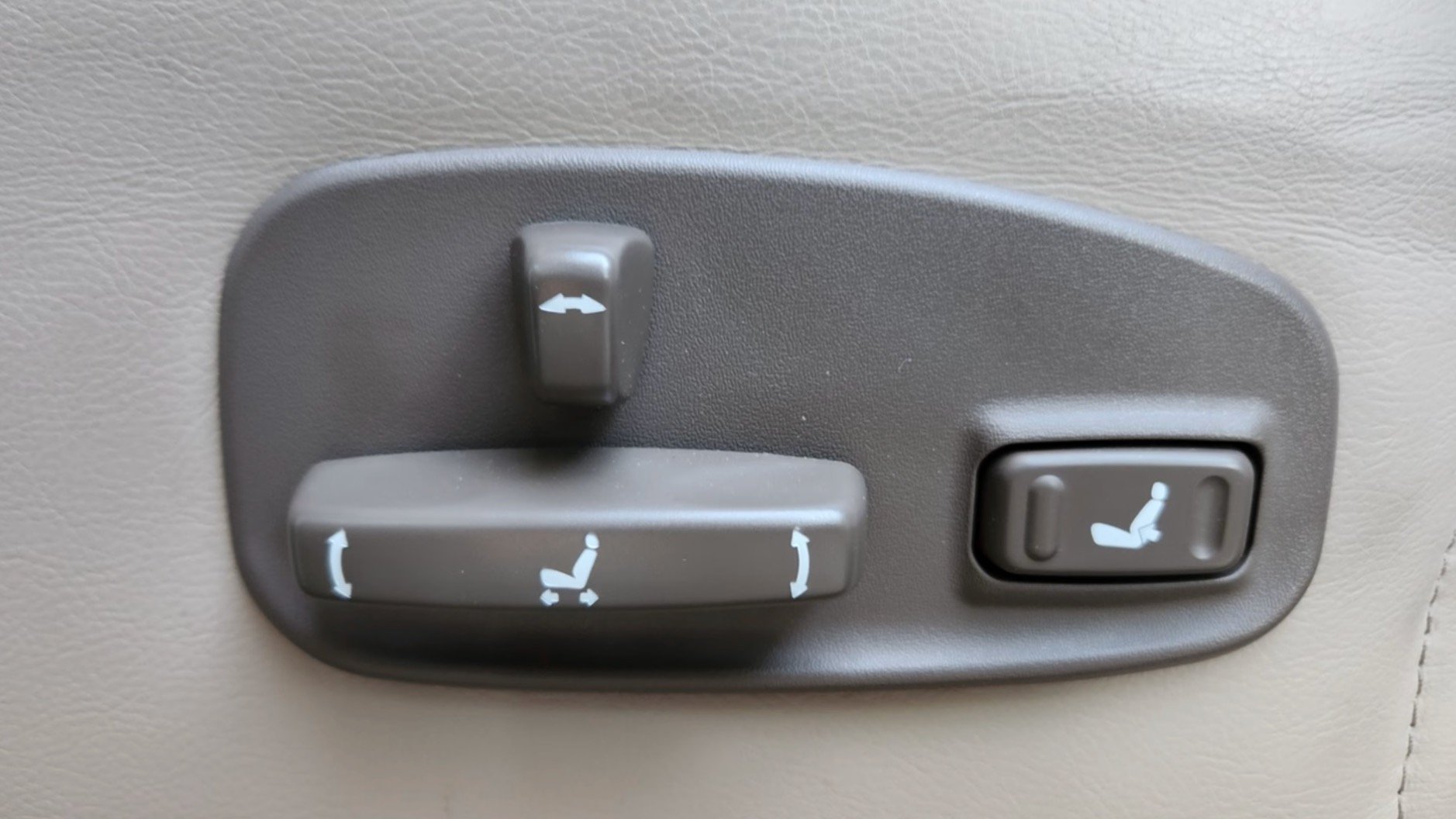screenshot-2026-08-07-at-1-59-26-pm 1997 Toyota Land Cruiser